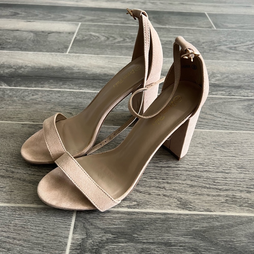 TAN SANDAL BLOCK HEELS